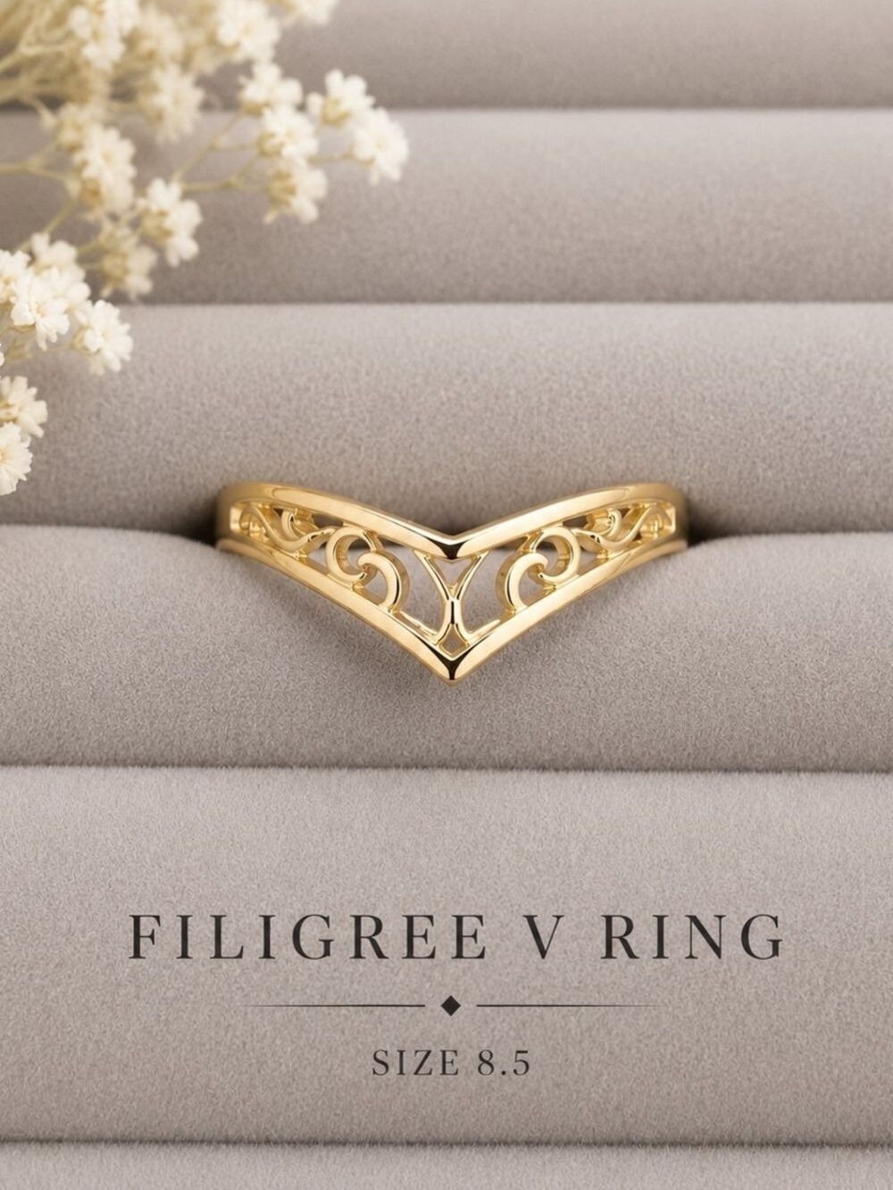 Filigree V Gold Ring - Elegant Women's Band